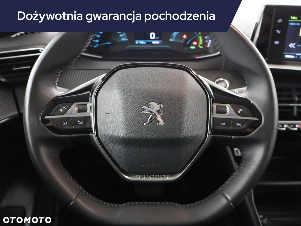 Peugeot 208 - 17