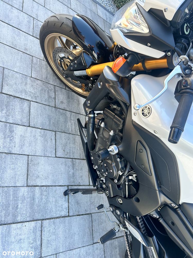 Yamaha FZ8 - 6