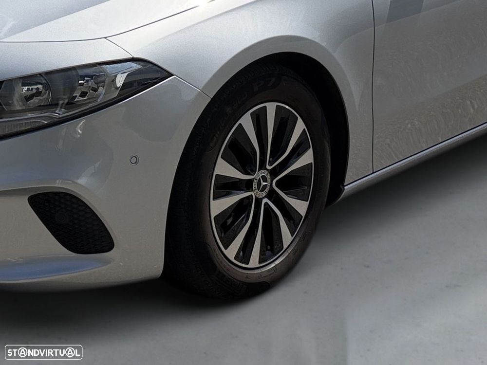 Mercedes-Benz A 180 d - 11