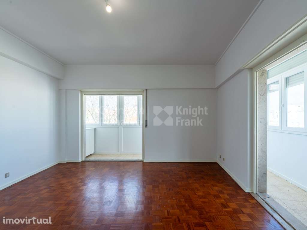 Apartamento T1 com vista Rio para arrendamento no Beato - Grande imagem: 2/26