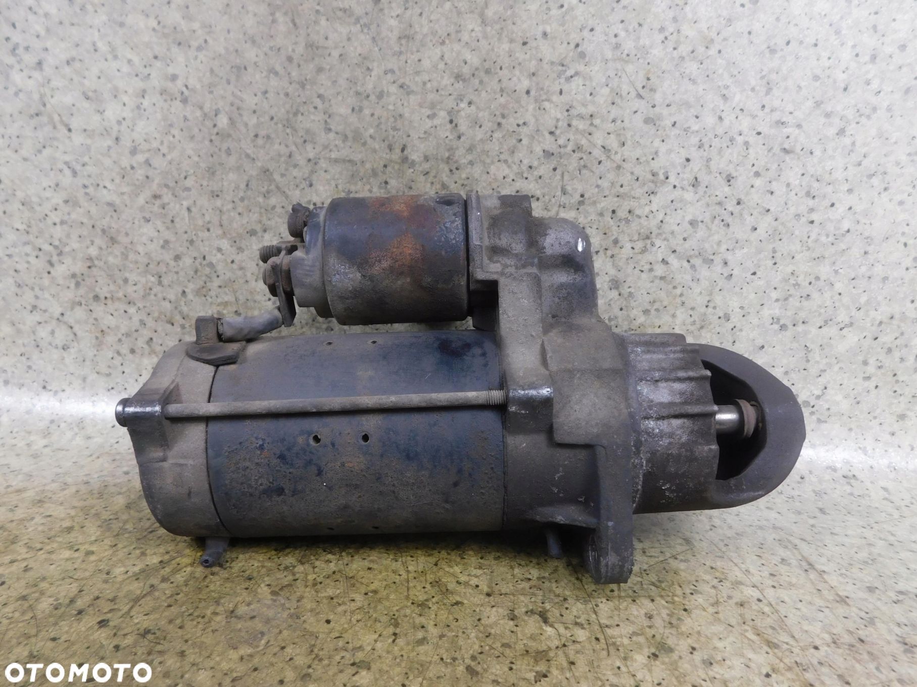 0001231033 Rozrusznik Starter Mercedes Atego - 1
