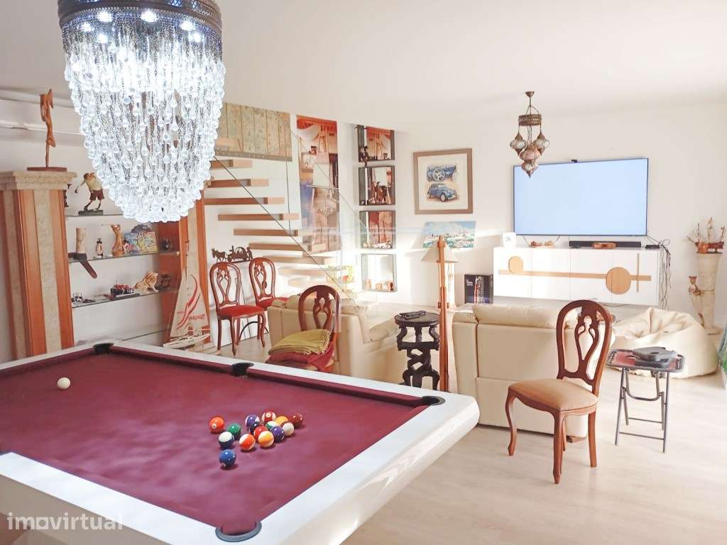 Apartamento duplex, condomínio privado com jardim e piscina - Quint... - Grande imagem: 2/42