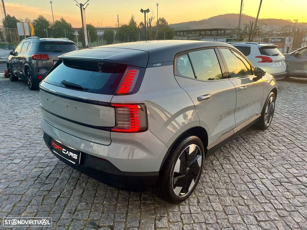 Volvo EX30 69 kWh Single Motor Extended Range Ultra - 6
