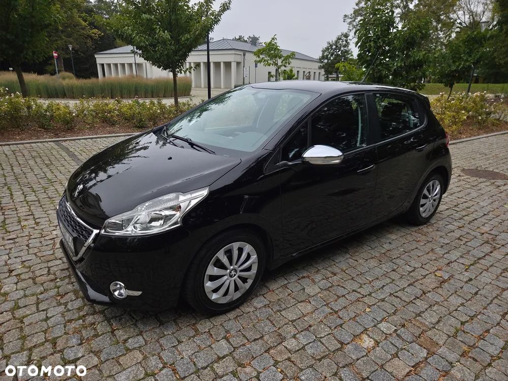 Peugeot 208 1.6 e-HDi Allure STT - 2
