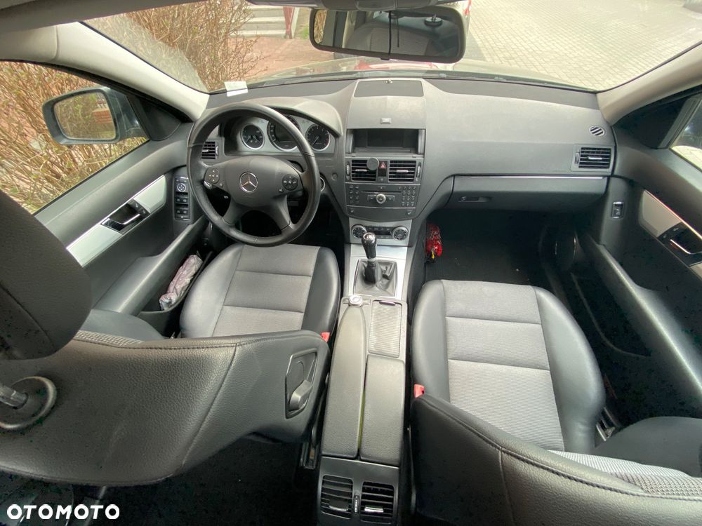 Mercedes-Benz Klasa C 180 Kompressor Avantgarde - 8