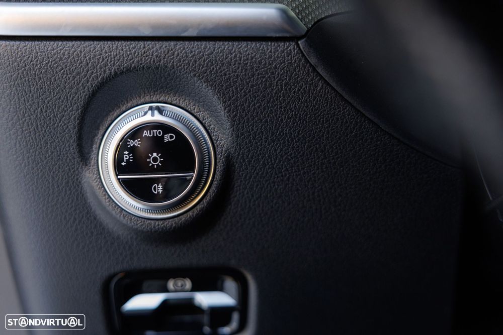 Mercedes-Benz C 200 - 34