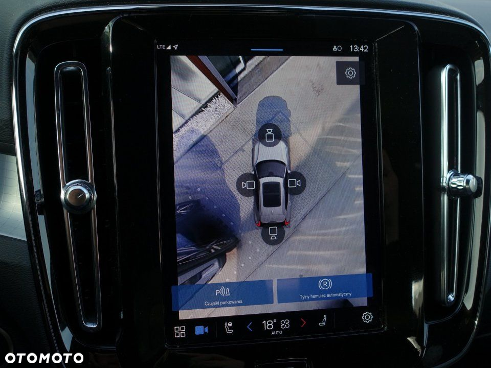 Volvo XC 40 - 14