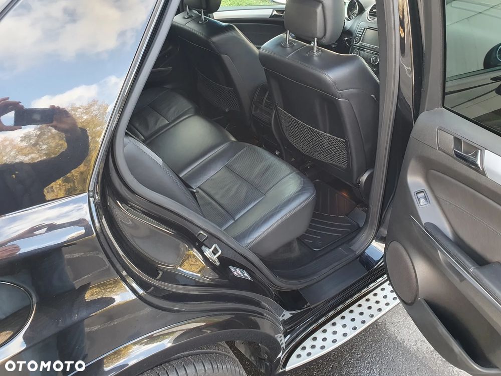 Mercedes-Benz ML 63 AMG 4Matic 7G-TRONIC - 18