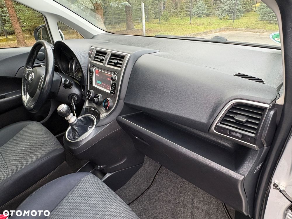 Toyota Verso S - 12