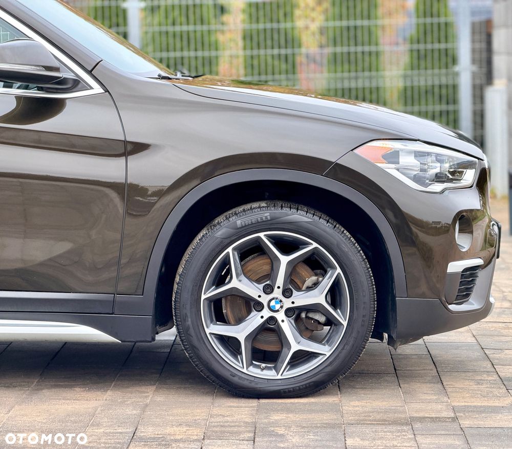 BMW X1 - 16
