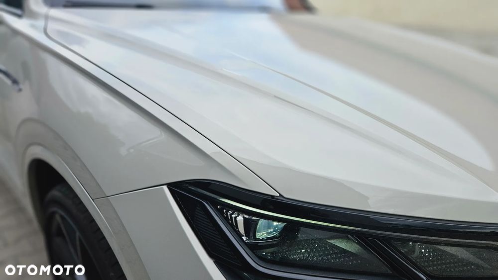 Volkswagen Touareg 3.0 V6 TDI 4Motion DPF Automatik Elegance - 9