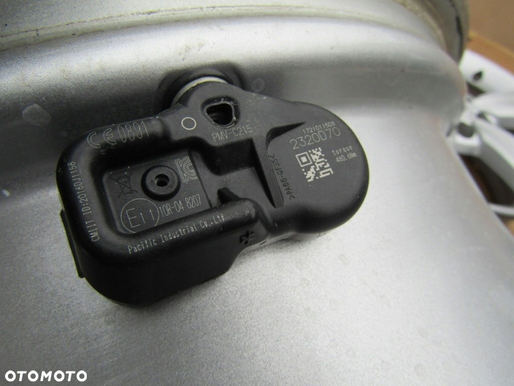 Felgi 17 Toyota Auris Avensis II III Prius Verso Corolla RAV4 czujniki TPMS - 17