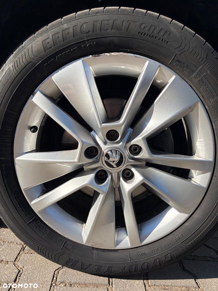 Skoda Karoq 1.5 TSI ACT Style DSG - 7