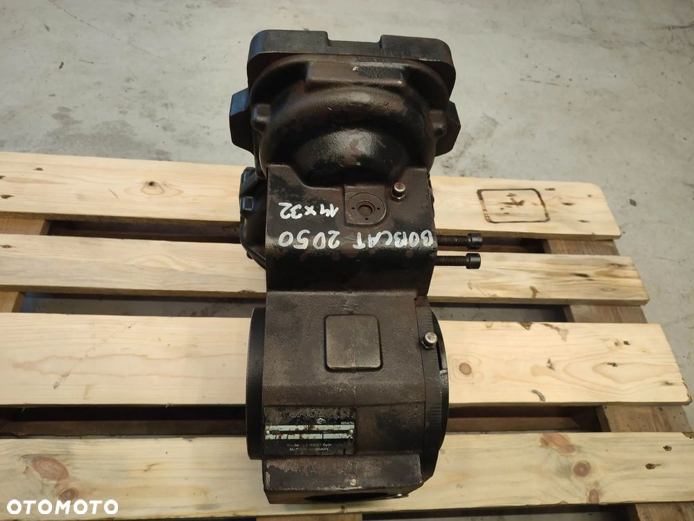 Atak mostu BOBCAT 2050 (14x32)(60321173) - 10