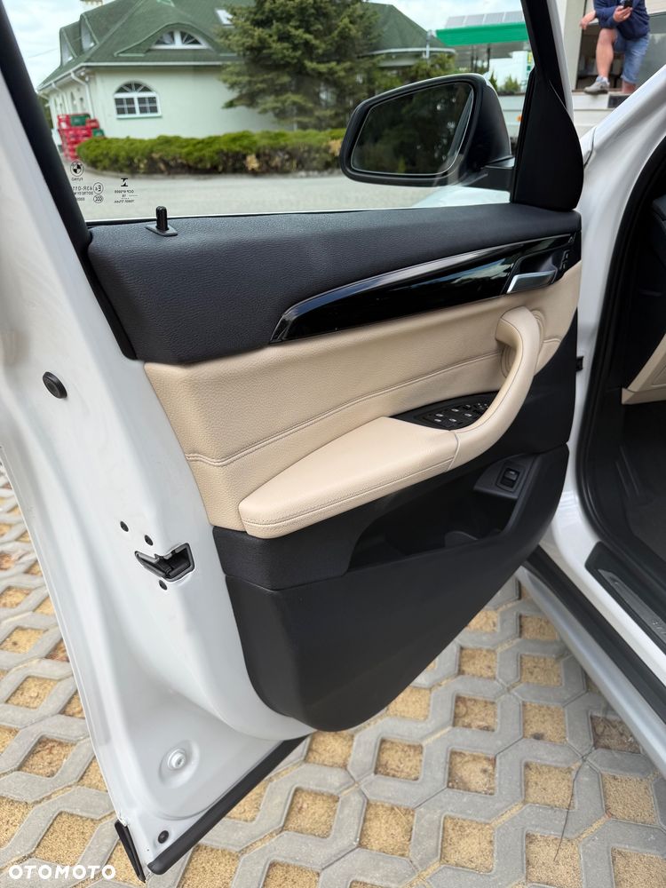 BMW X1 - 18
