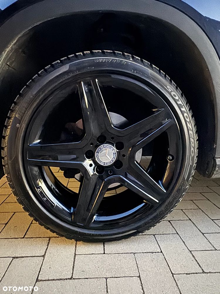 Mercedes-Benz GLA 200 7G-DCT Urban - 10