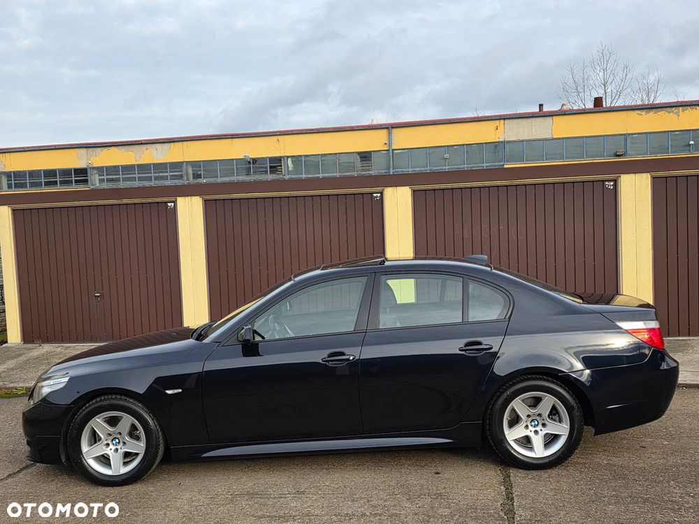 BMW Seria 5 525i - 2
