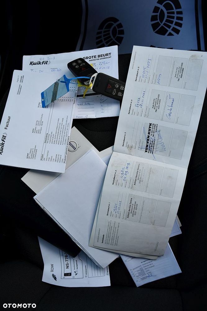 Volvo V40 Cross Country D2 Momentum - 37