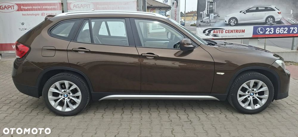 BMW X1 sDrive20d - 26