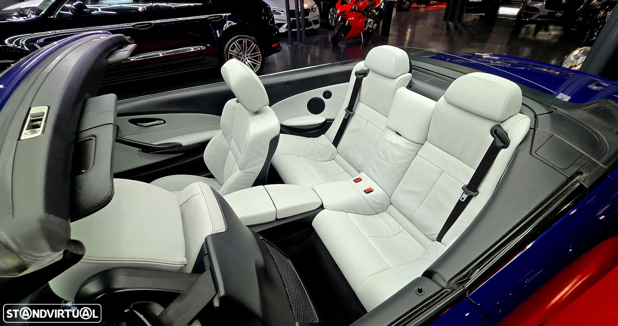 BMW M6 Cabrio - 36