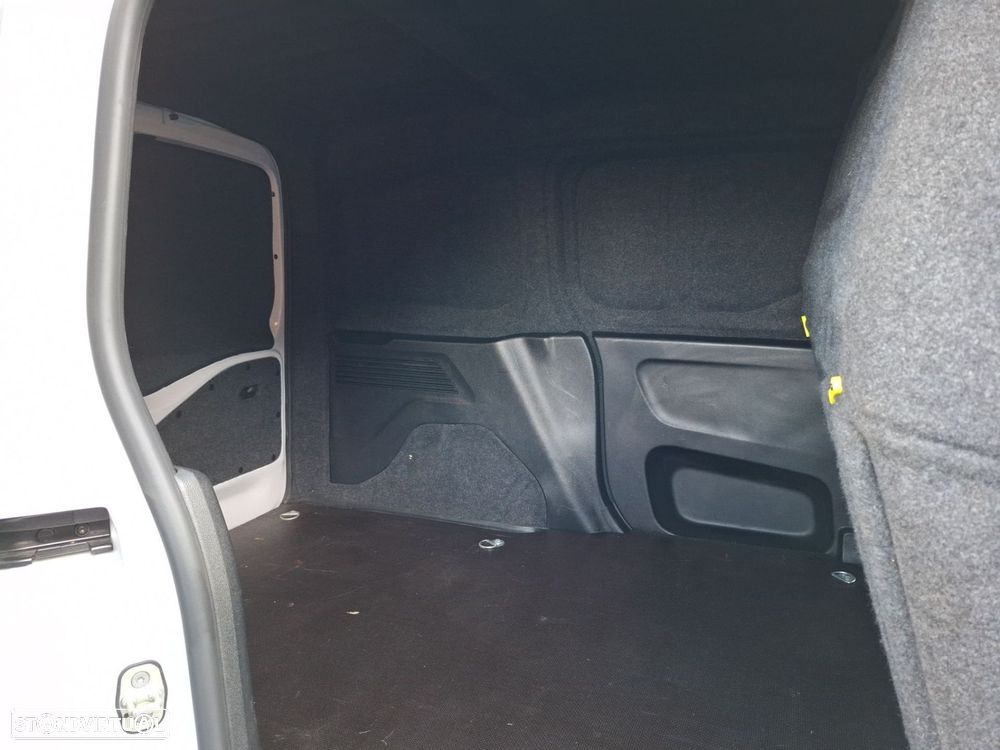 Peugeot Partner Partner Standard 1.5 BlueHDi 130 CV CVM6 - 27