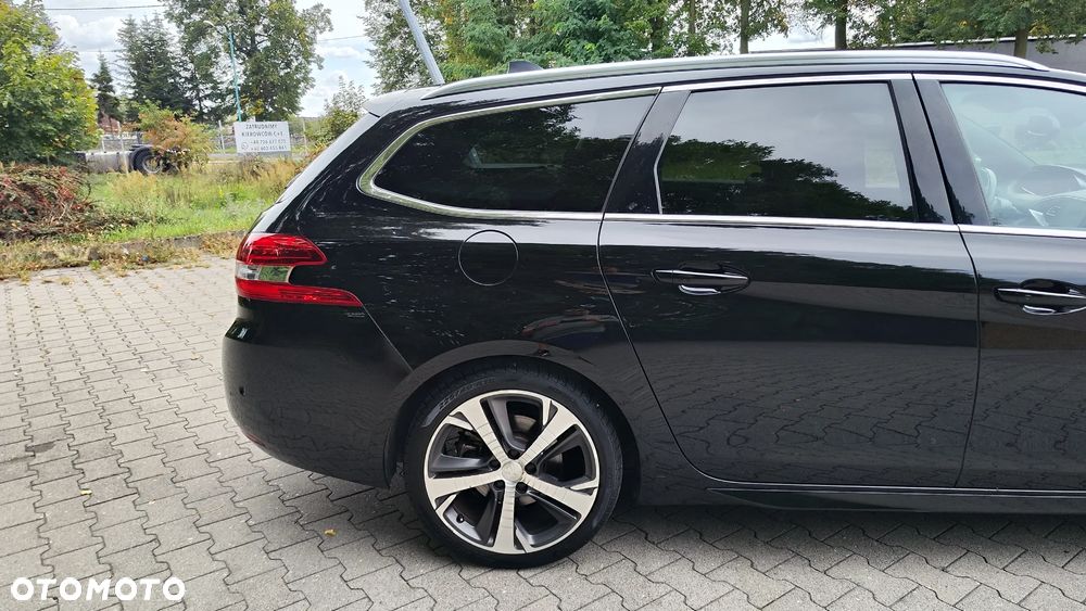 Peugeot 308 2016