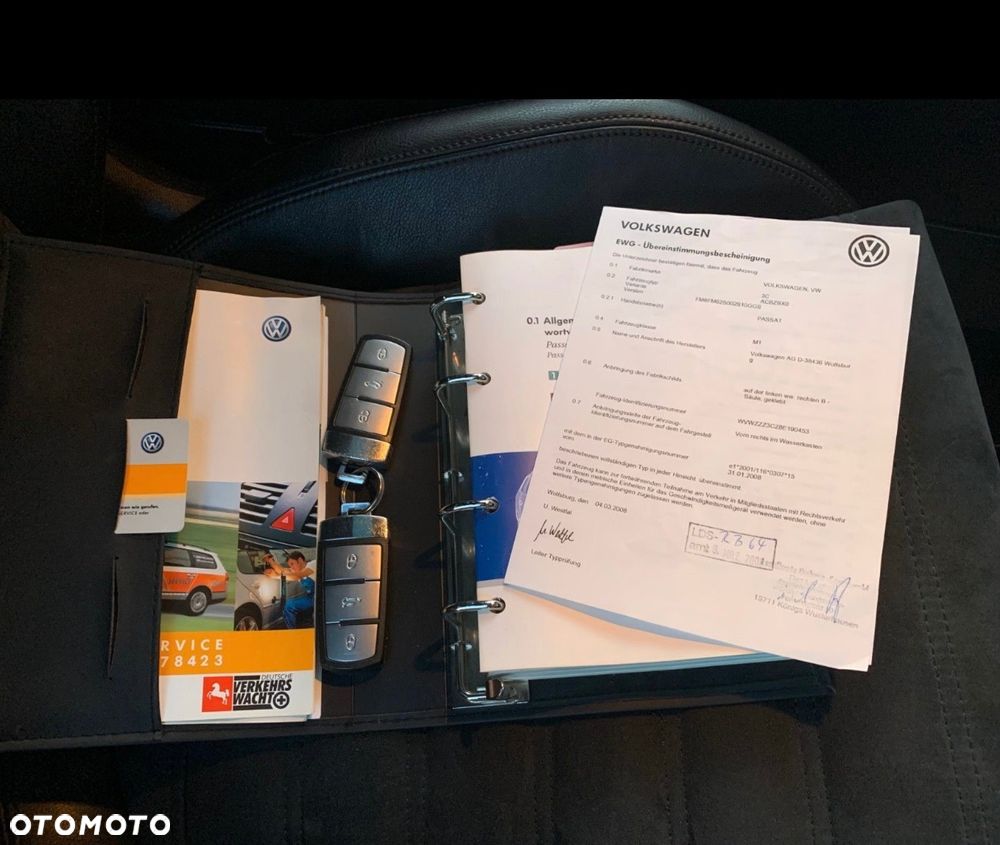 Volkswagen Passat 1.8 TSI Highline - 13