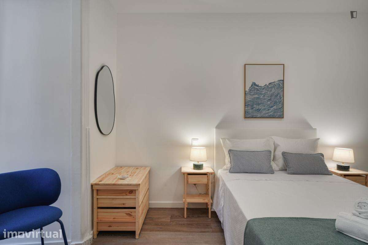 Quarto - localizado em São Sebastião Lisbon - Grande imagem: 2/25