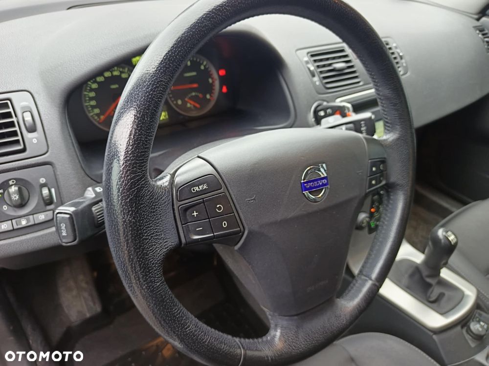 Volvo S40 2.0D Momentum - 20