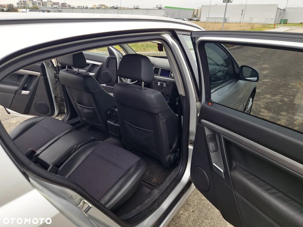 Opel Signum 3.0 V6 CDTI Cosmo - 7