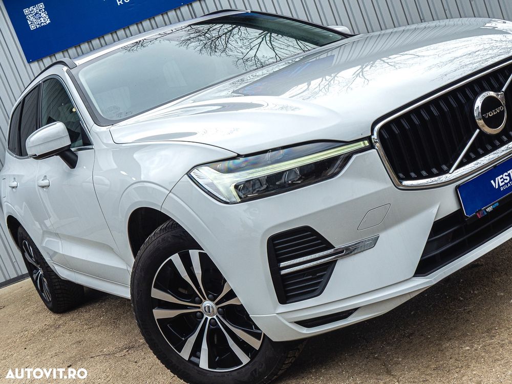 Volvo XC 60 B4 D AWD Geartronic Momentum - 24