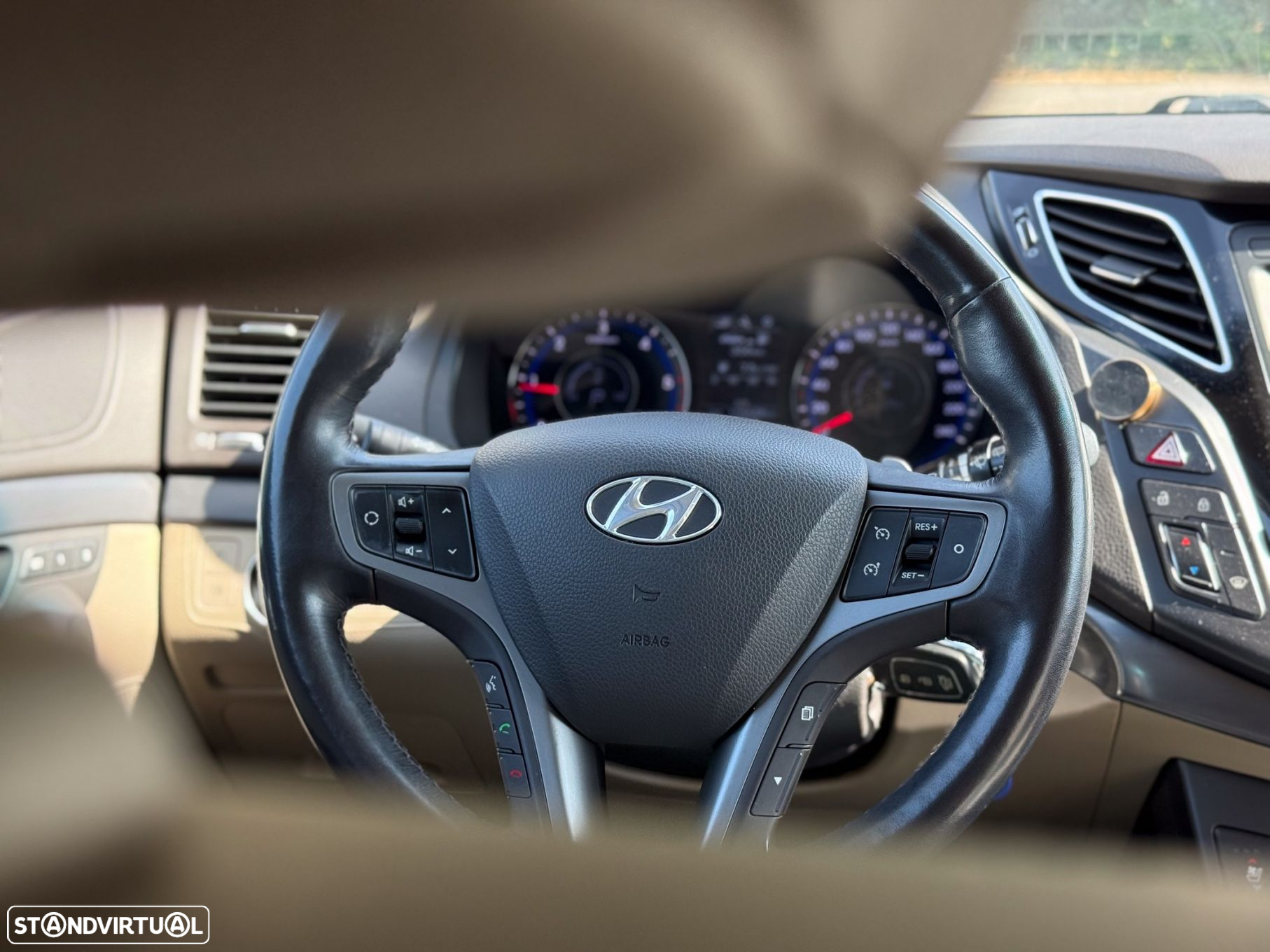 Hyundai i40 - 23