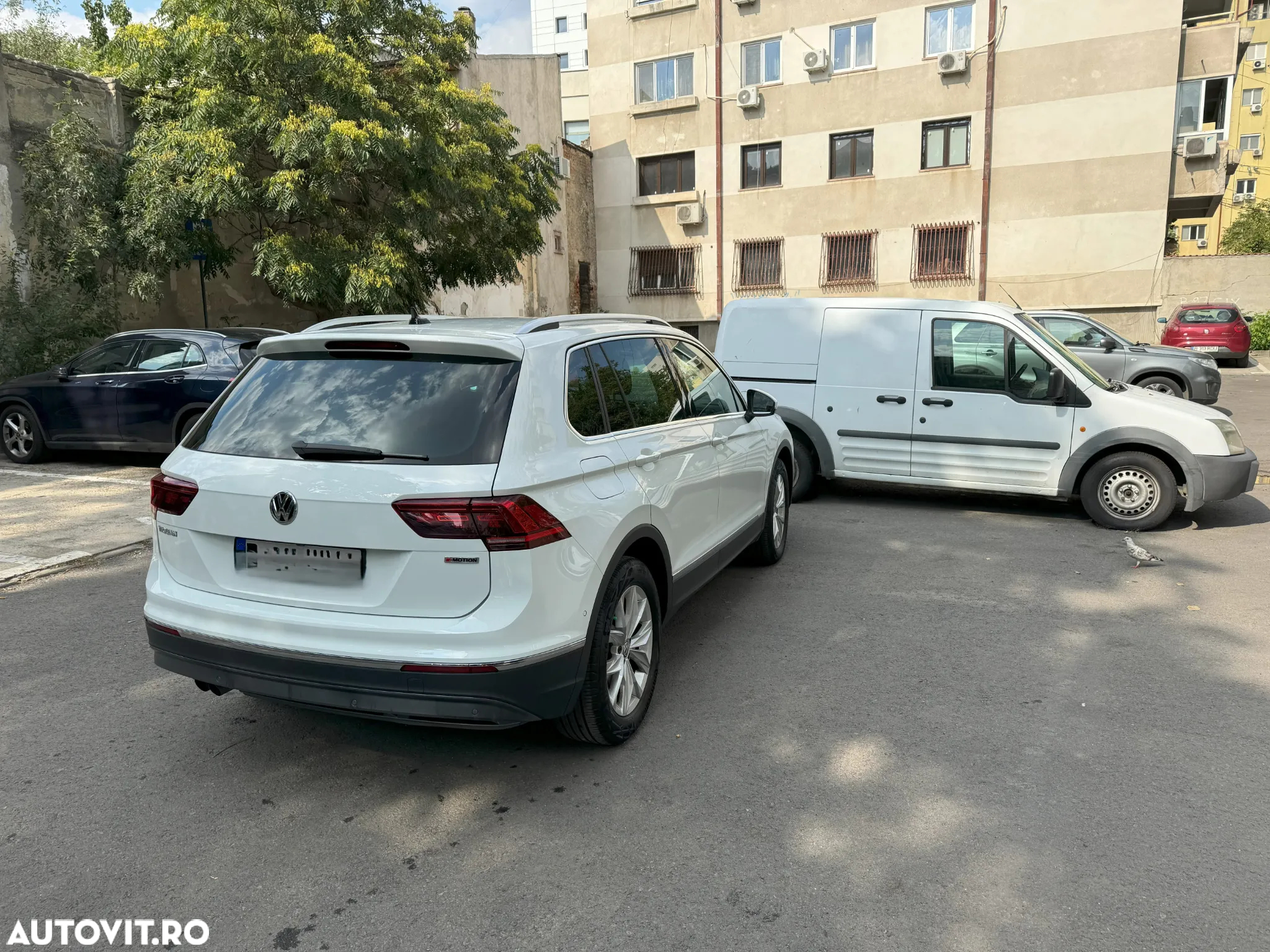 Volkswagen Tiguan 2.0 TDI 4Mot DSG Highline - 9