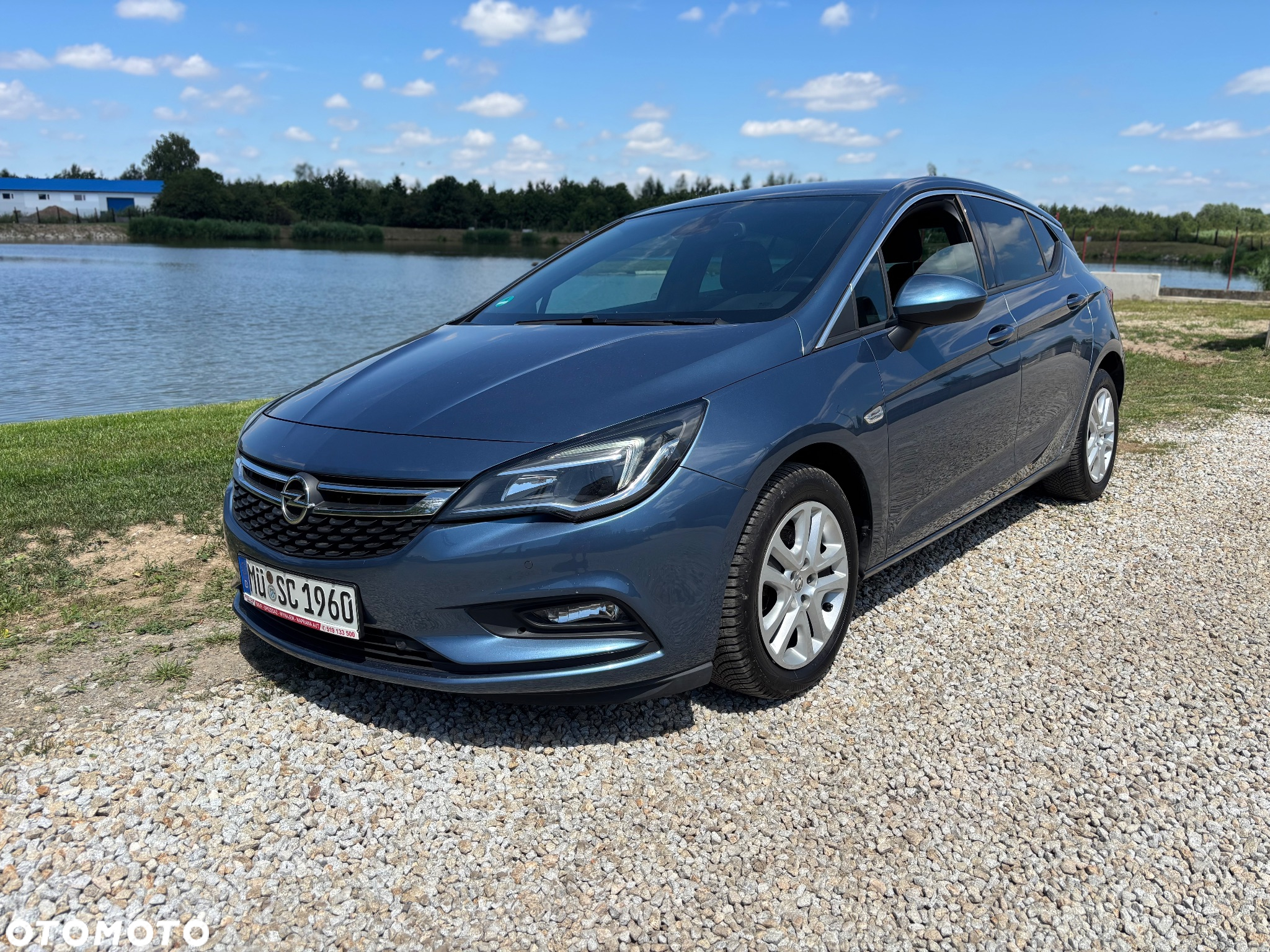 Opel Astra 1.6 CDTI DPF ecoFLEX Start/Stop Exklusiv - 2