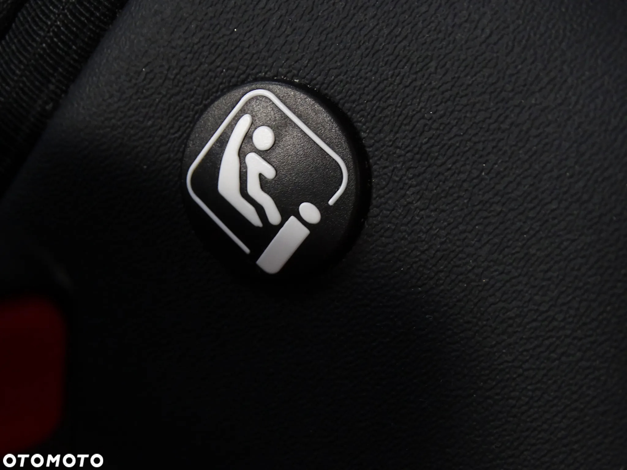 Citroën C4 1.2 PureTech Max S&S EAT8 - 24