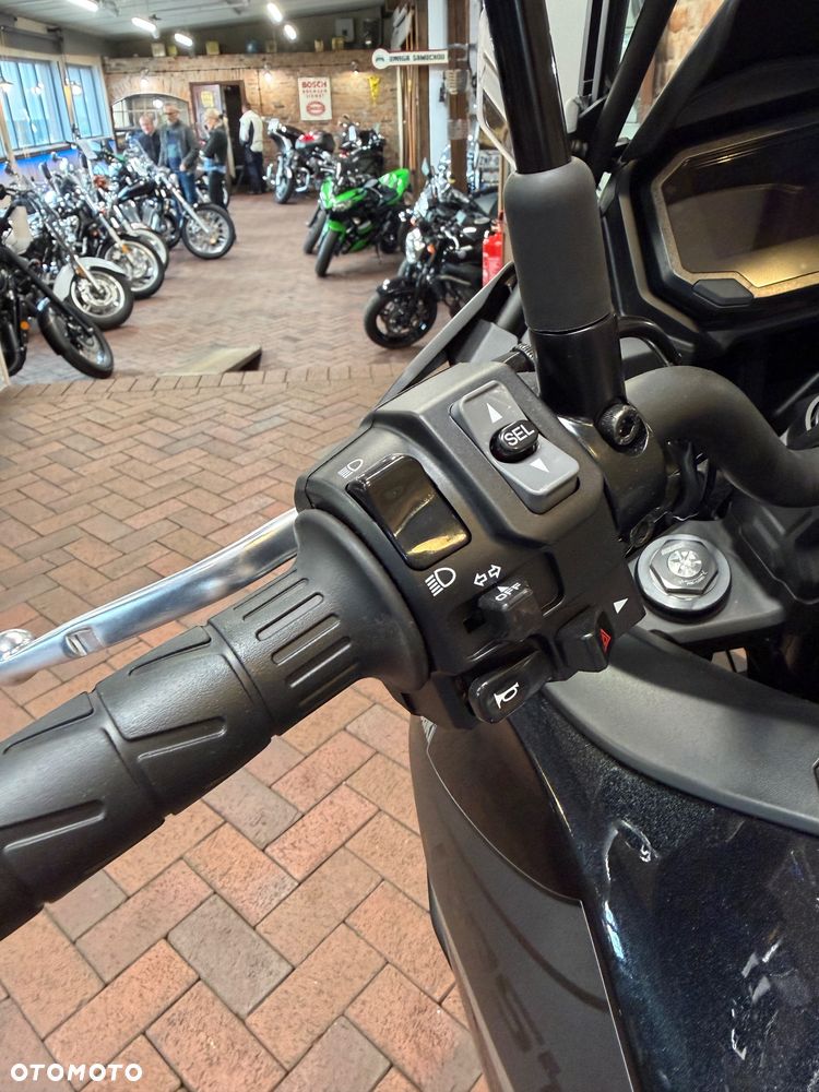 Kawasaki Versys 650 - 24