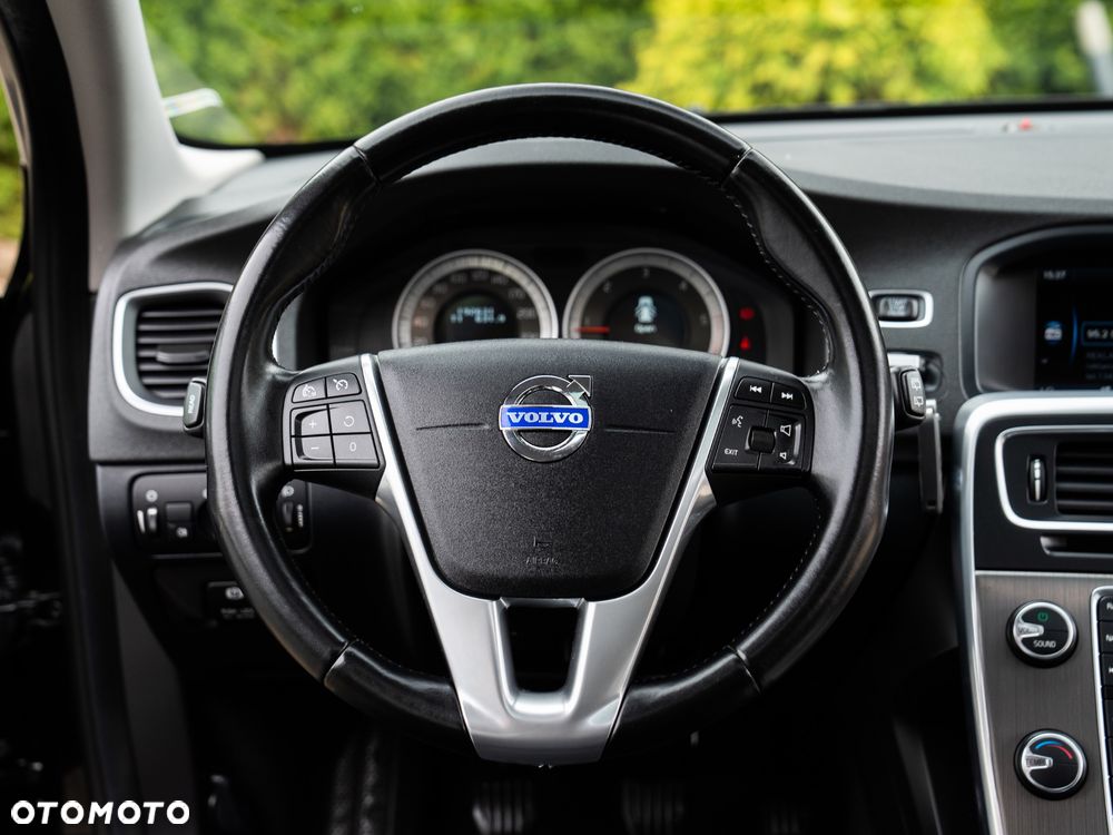 Volvo V60 D4 Business Edition - 32