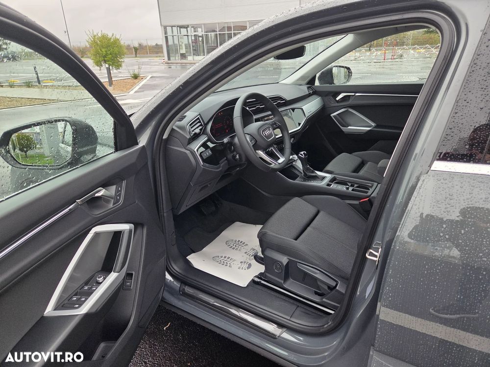 Audi Q3 35 TFSI Sportback S tronic - 13