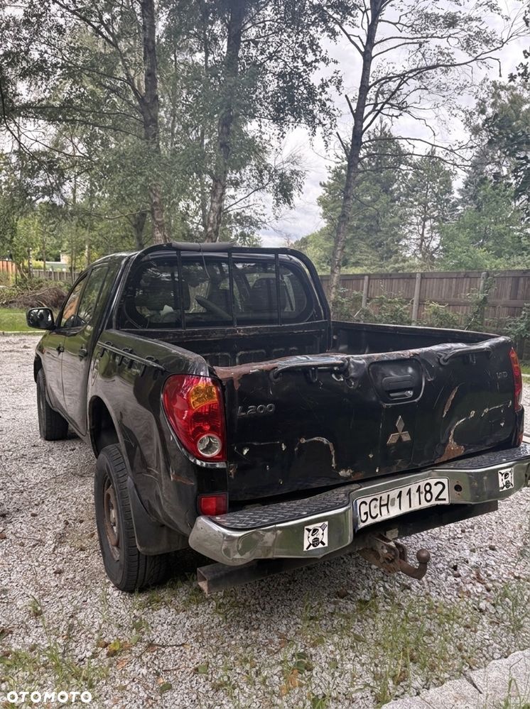 Mitsubishi L200 - 4