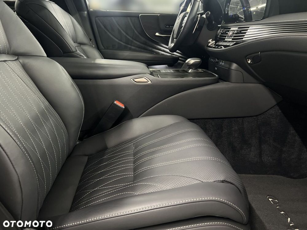 Lexus LS 500h Prestige AWD - 12