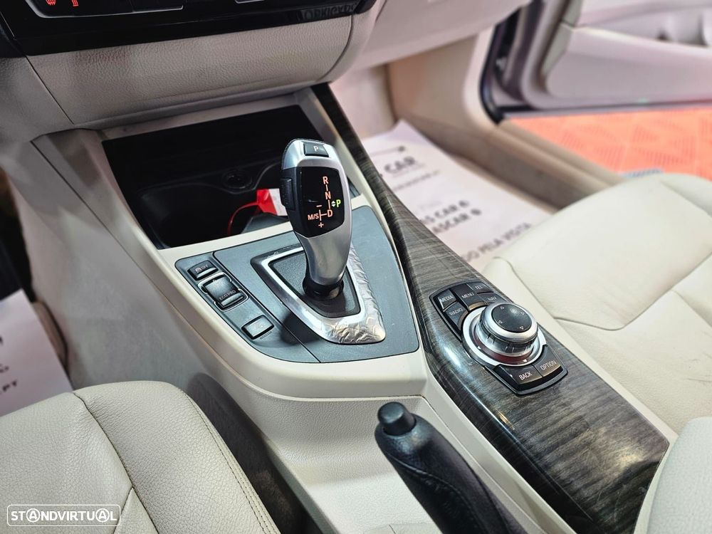 BMW 220 - 19