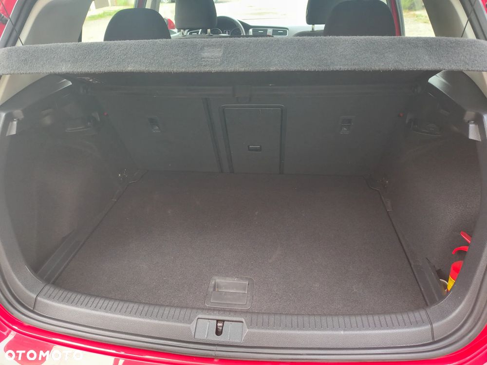 Volkswagen Golf - 10