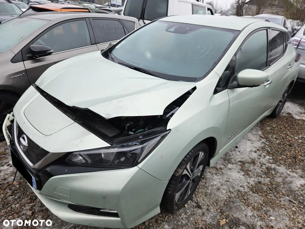 Nissan Leaf 40 kWh N-Connecta - 9