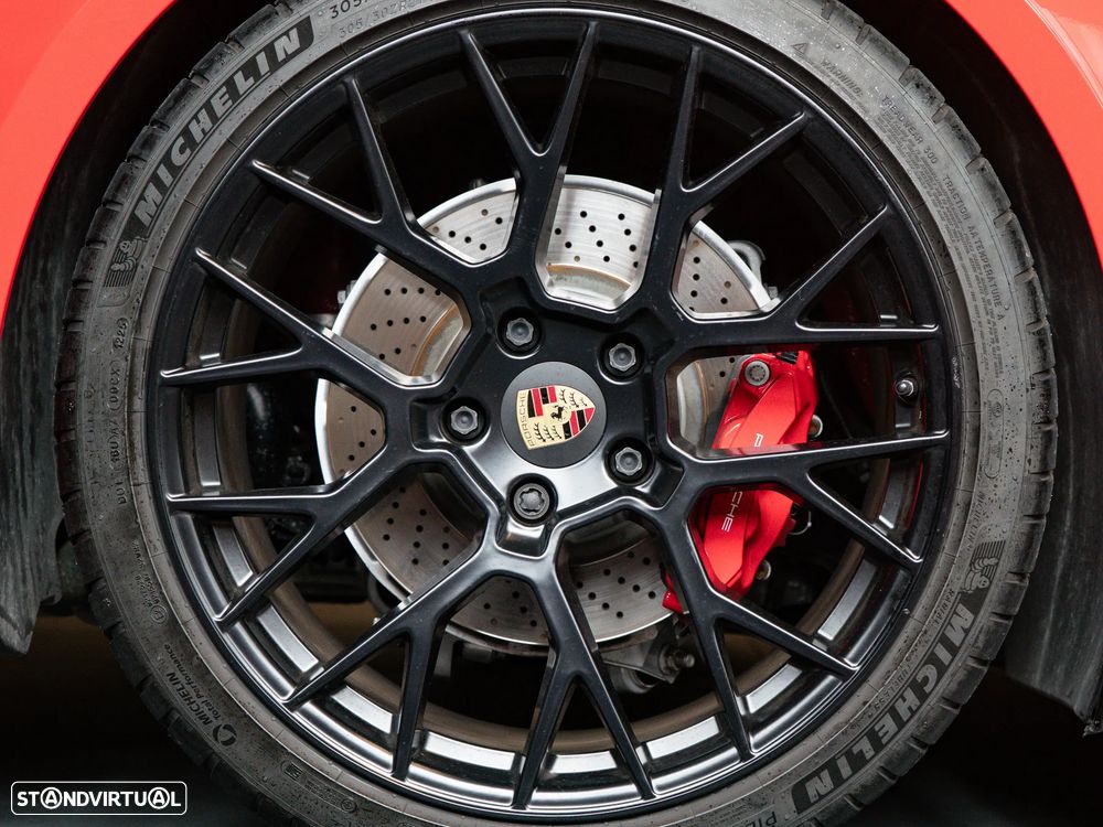 Porsche 911 (992) Carrera 4S PDK - 34