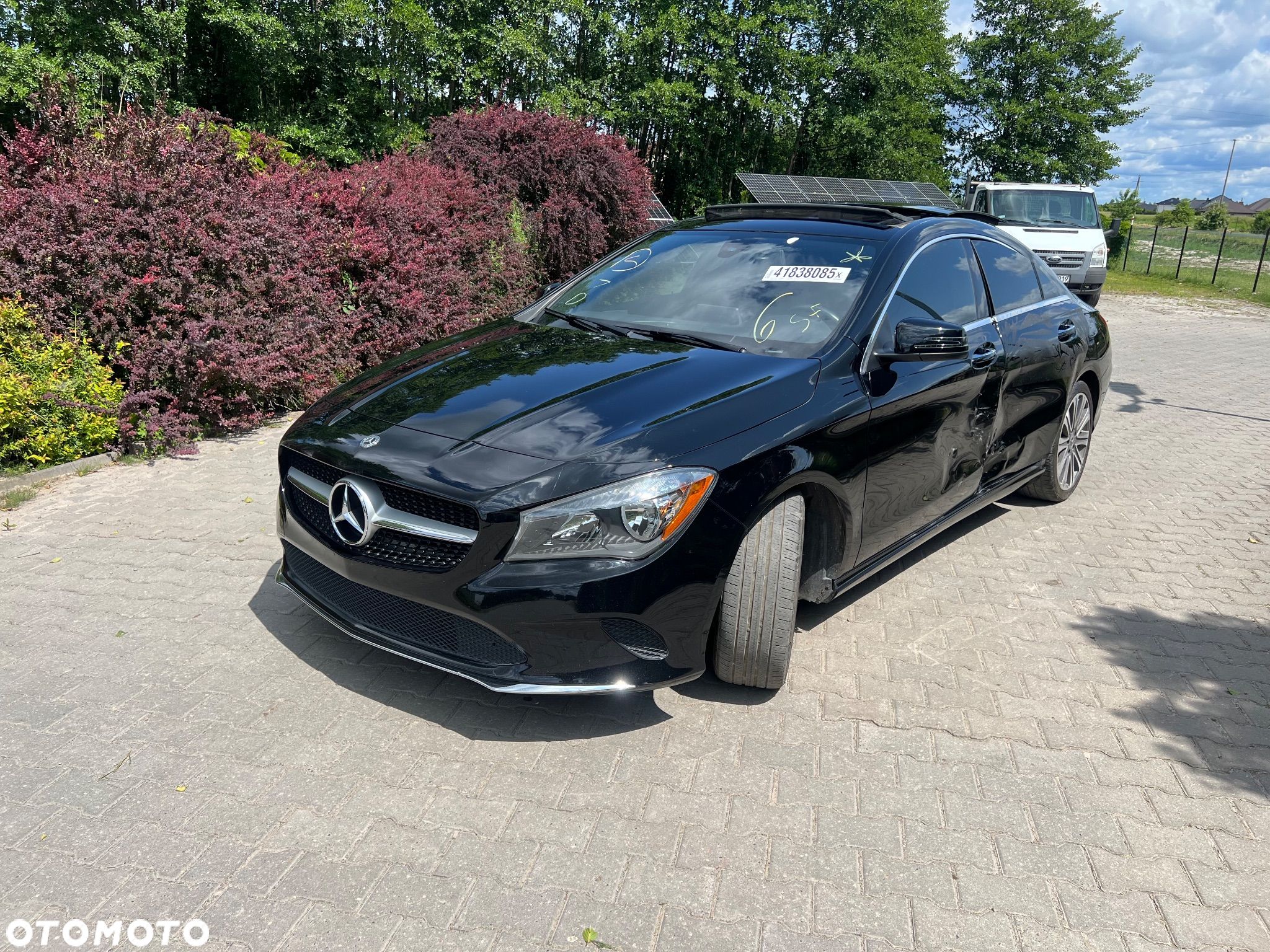 Mercedes-Benz CLA - 1