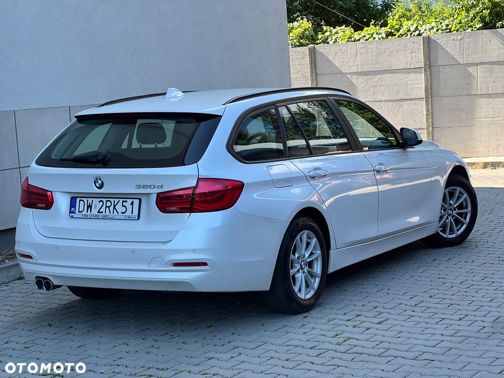 BMW Seria 3 320d - 5