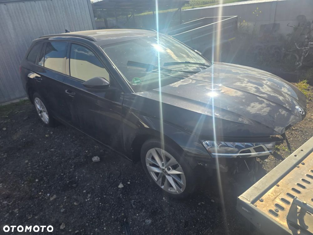 Skoda Octavia 1.4 TSI Plug-In Hybrid Ambition DSG - 1