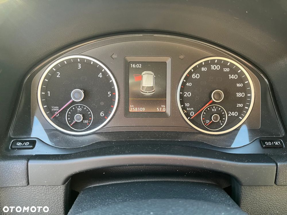 Volkswagen Tiguan 2.0 TDI 4Mot R-Style DSG - 17