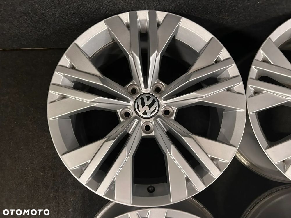 Alufelgi VW Passat B8, B7, Tiguan, Sharan, Touran, T-Roc 17 cali 5x112 4szt. Ładne! - 6