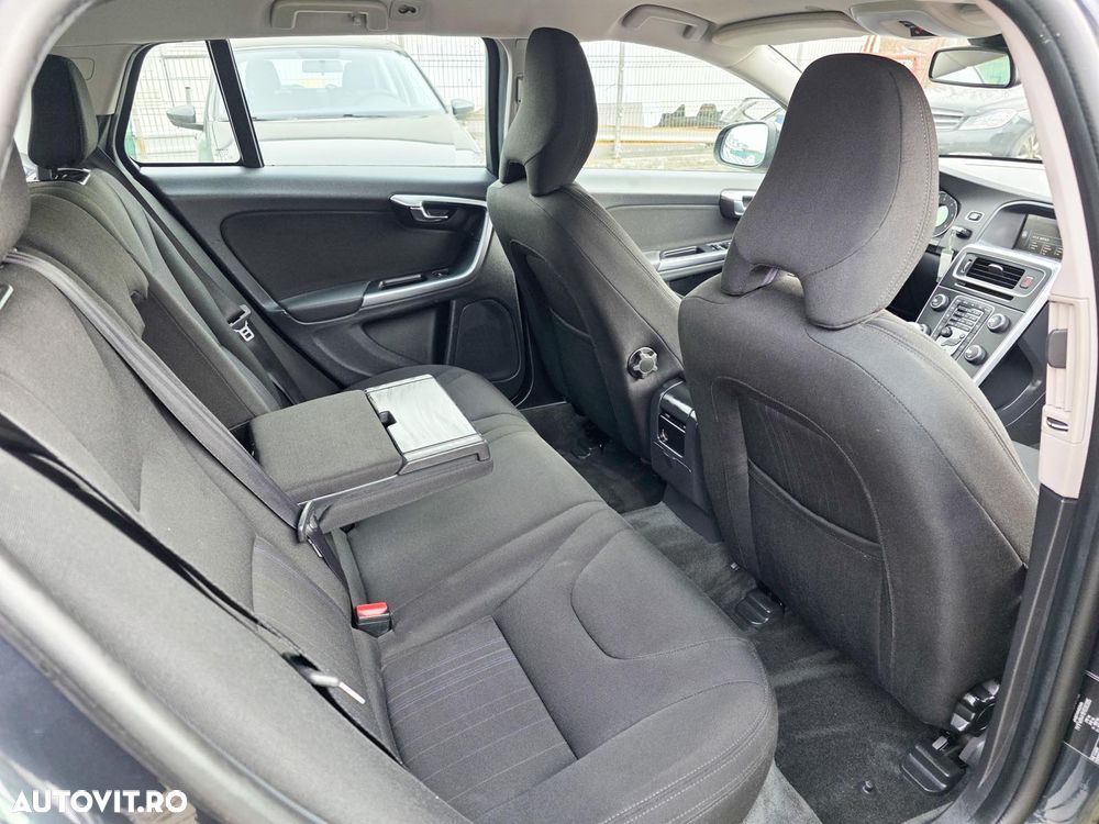 Volvo V60 DRIVe Kinetic - 15